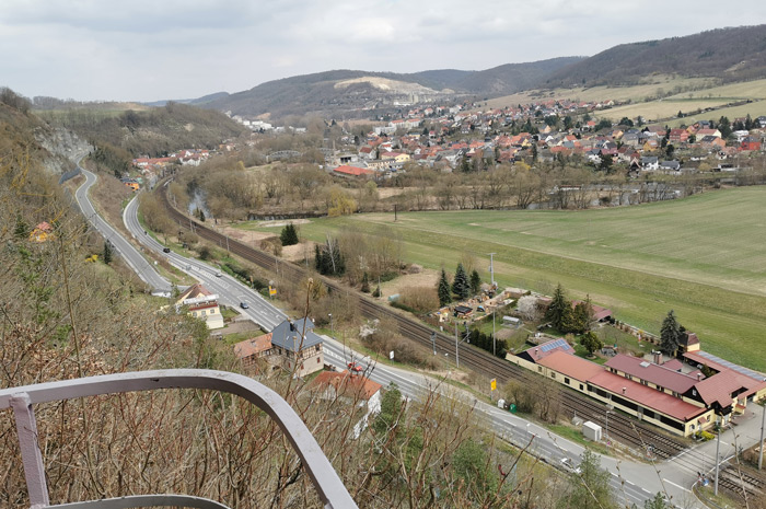 Mit Blick auf die Saale wandern wir nach Dornburg