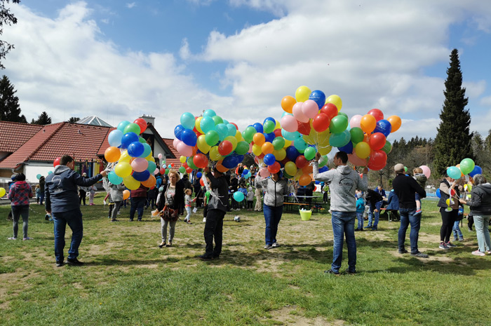 Lindau - Luftballons begeistern Kinder und Erwachsene