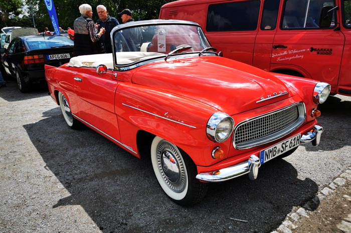 Classic Cars - Meeting and Parts Market in Naumburg