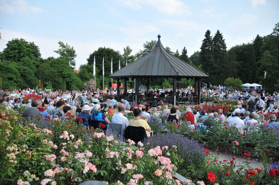 Im Botanischen Garten Von Augsburg