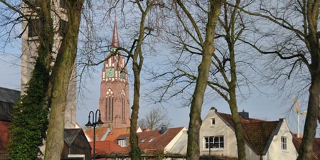 Belfry and weekly market of Jever