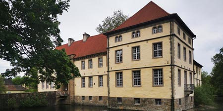 Schloss Strünkede und seine Parkanlage