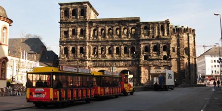 Trier – Porta Nigra, Kaiserthermen und Konstantin-Basilika