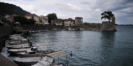 Traditional Nafpaktos - on the way to Peloponnesus