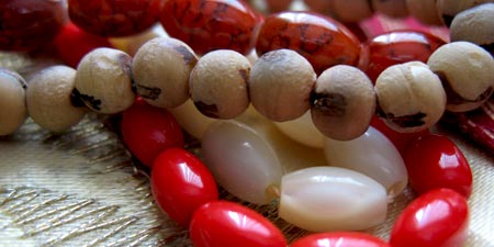 Prayer beads in Islam - smallest prayer beads in Guinness Book?