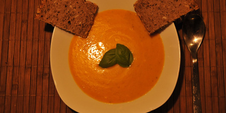 Lauras Ingwer-Curry-Karotten-Suppe - gut gegen Erkältungen
