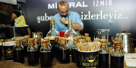 Izmir Kaffee Festival - Kultur, Zubehör und Besonderheiten