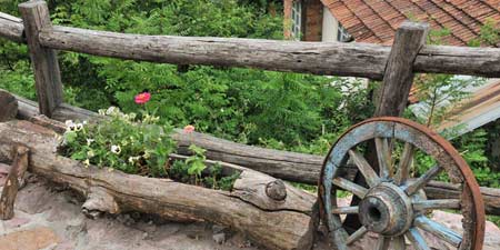 Vevčani - village character and village animosities