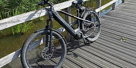 With the e-bike to the beach IJmuiden aan Zee