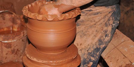 Project: Invitation to the Menemen Potters Association