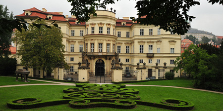 Passing the green belt at Hradschin to the German Embassy 