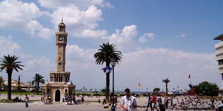 İzmir: Pearl with palm trees - Turkish gateway to the Aegean