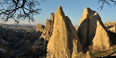 Stopover in Göreme - fairy chimneys and hot air balloons