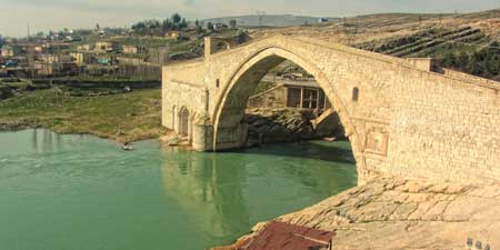 Batman Bridge on the reservoir - the Malabadi Bridge