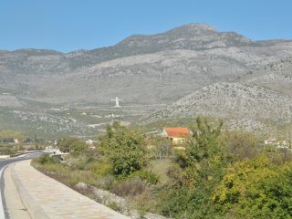Excursion to Tamara passing Cem Valley