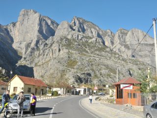 Excursion to Tamara passing Cem Valley