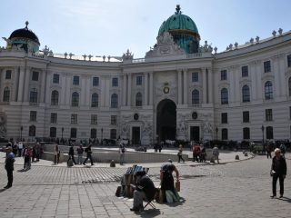 Hofburg Sarayı - Michaelertor