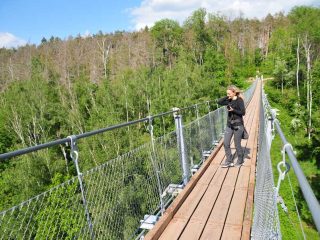 Hängeseilbrücke für Wanderer in Braunsroda