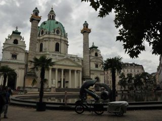 Travelling Vienna with BTurtle and EBike