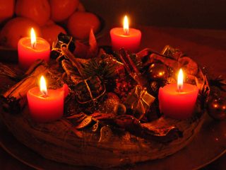 Schwimmender Weihnachtsbaum Carolinensiel