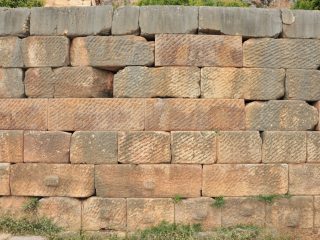 Delphi Wall Construction