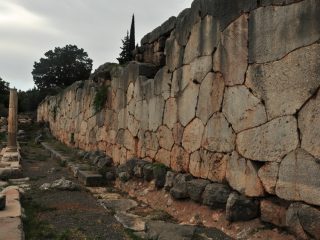 Delphi Wall Construction