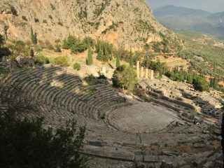 Delphi - Stadion und Theater
