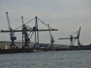 Bremen - tour along shipsin the harbour