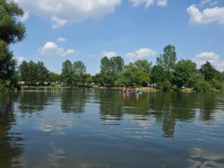 Main Nehri Kamp Alanları
