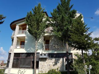 Hotel Baron Tirana