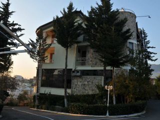Hotel Baron Tirana