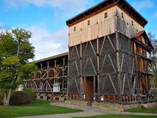 Bad Kissingen - Das Gradierwerk im Park