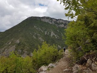Wanderung zur Pellumbas Höhle bei Tirana