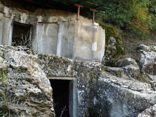 Illyrische Gräber in der Nähe von Pogradec
