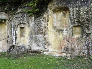 Illyrische Gräber in der Nähe von Pogradec