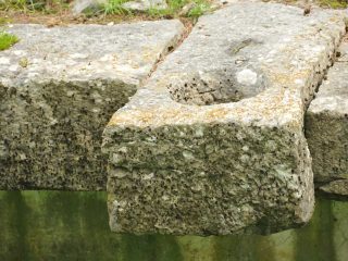 Aquileia Befestigungsöse