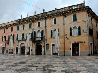 Lazise - Castle and historical Center at Garda Lake