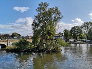 Narrowboat auf den Kanälen in Stratford upon Avon