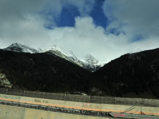 Reise durch den Karawankentunnel