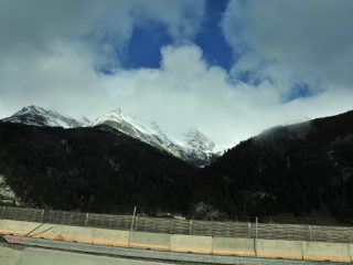 Reise durch den Karawankentunnel