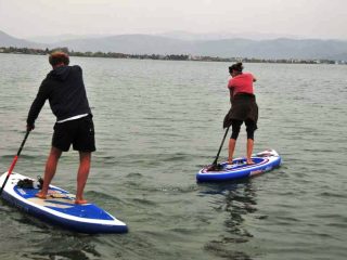 Stand-up paddling am Ohrid See