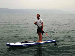 Stand-up paddling am Ohrid See