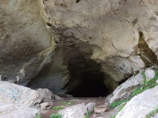Pellumbas Höhle bei Tirana