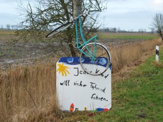 Oldorf - Protest für den Bau eines Radweges