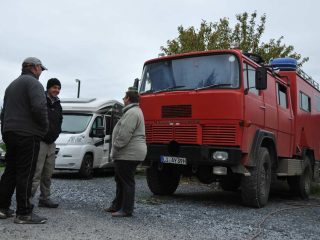 Nadine & Tobis Feuerwehrcamper