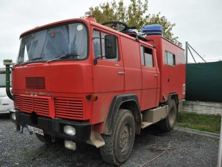 Nadine & Tobis Feuerwehrcamper
