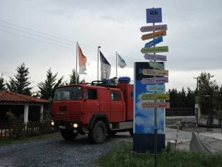 Nadine & Tobis Feuerwehrcamper