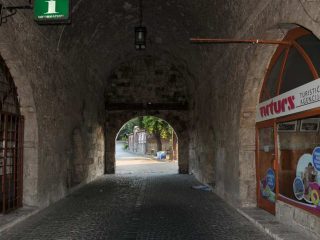 Nis Burg Mauer
