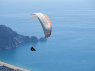 Gleitschirmfliegen über Alanya