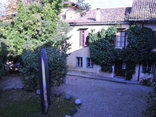 Tante Marghareta Weine und Kunstgallerie